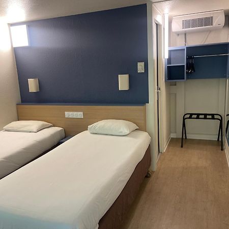 Kyriad Direct Montpellier St Jean De Vedas - La Peyriere Сен-Жан-де-Веда Экстерьер фото